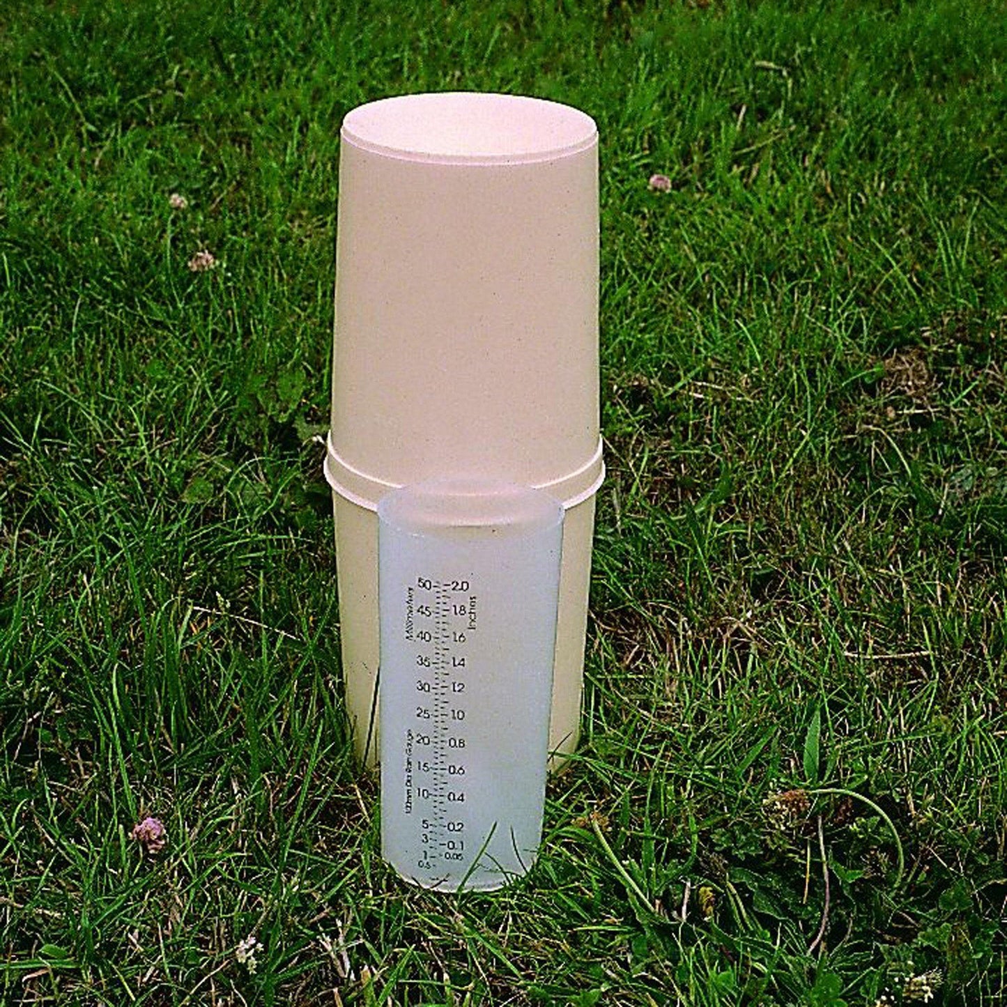 Fieldwork Equipment - Large Plastic Rain Gauge